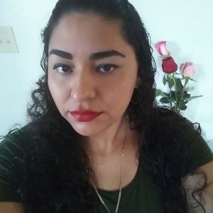 Meet your Posher, Perla